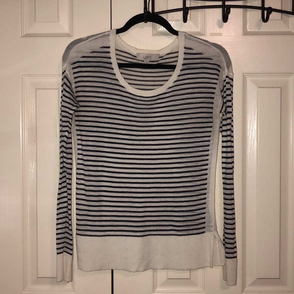 Thin white sweater